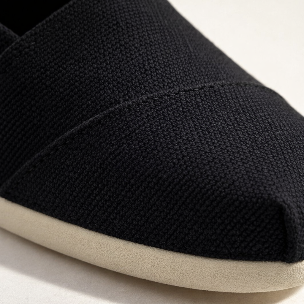 ARIA BLACK | FABRIC SLIP ON